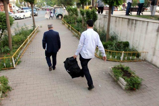 Enes Kanter&rsquo;in Babası Serbest Bırakıldı 1