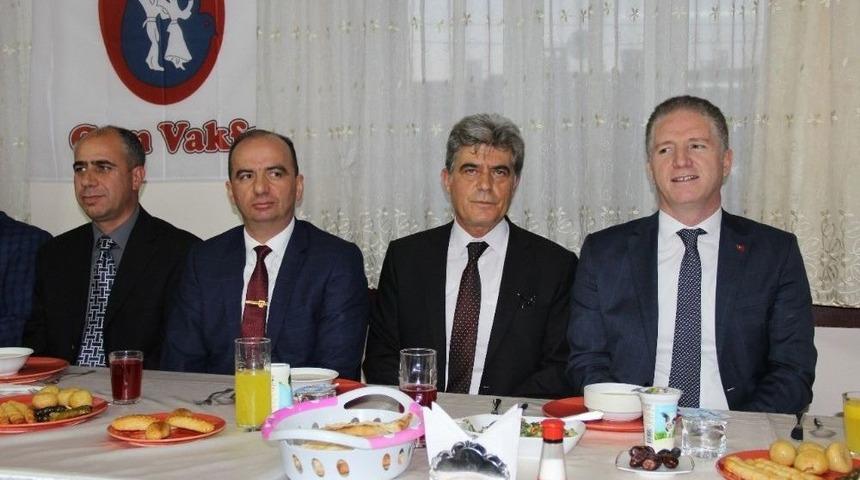 Sivas Cem Vakfı&rsquo;ında Birlik Ve Beraberlik İftarı