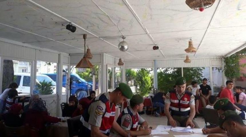 Manavgat&rsquo;Taki Bir Otelde Suriyeli 62 Ka&ccedil;ak Yakalandı