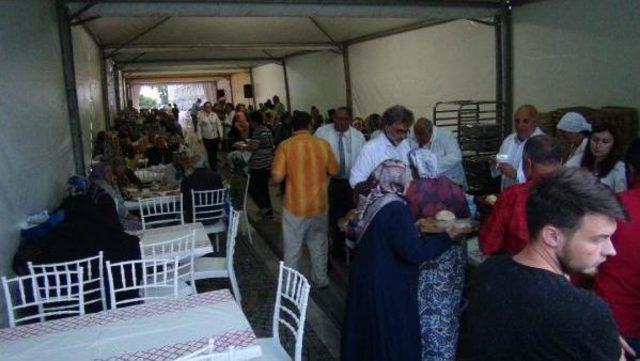 T&uuml;rk Musevi Cemaati, Edirne de Iftar Verdi 2