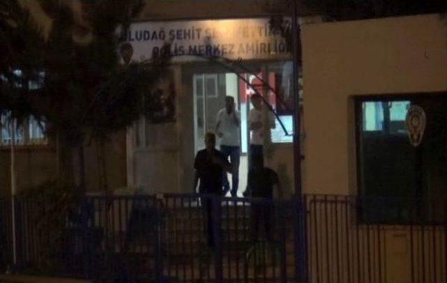 Polis Merkezine Silahlı Saldırı