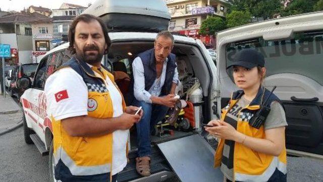 Zonguldak'ta Iki Kişi Sokak Ortasında Kavga Etti