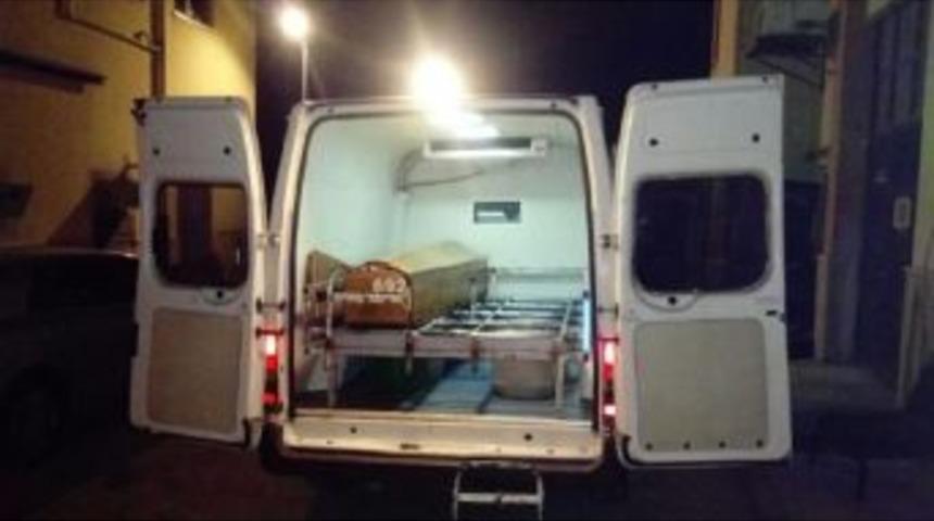 Başına Dayadığı Tabancayı Ateşleyerek Intihar Etti