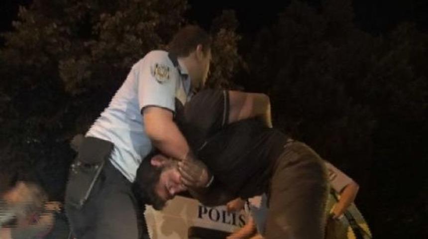 Bursa'da Polis Merkezine Silahlı &nbsp;Saldırı (2)