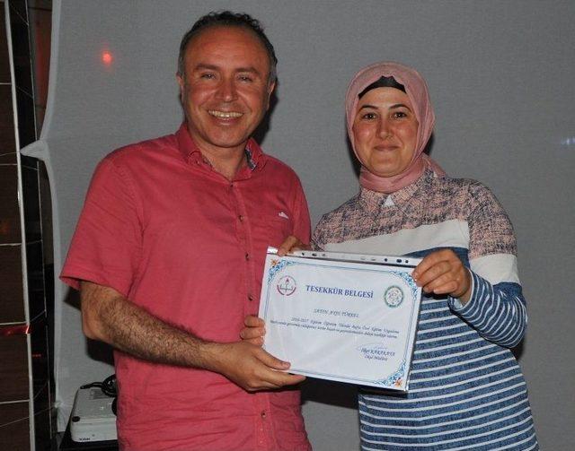 &Ouml;zel &Ouml;ğrenciler Mezun Oldu 2