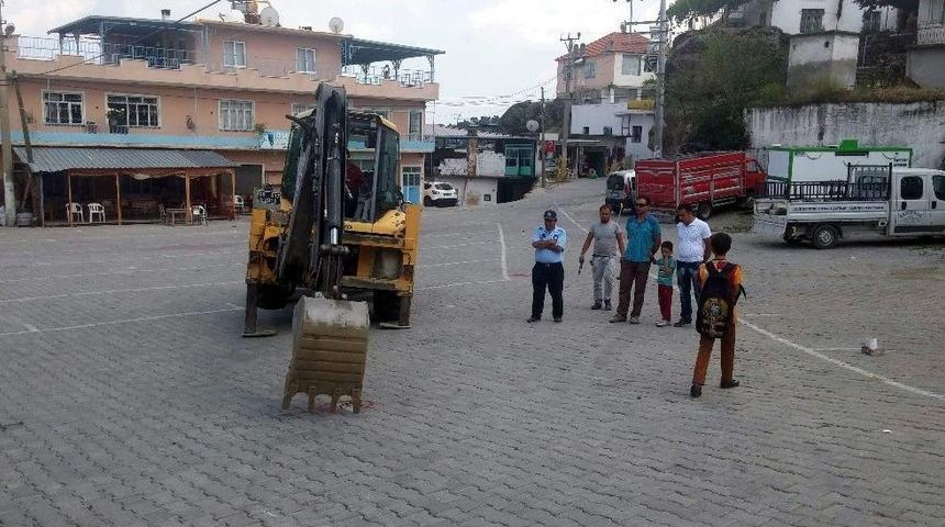 Karpuzlu Belediyesi Tekeler’e Kapalı Pazar Yeri Kazandırıyor