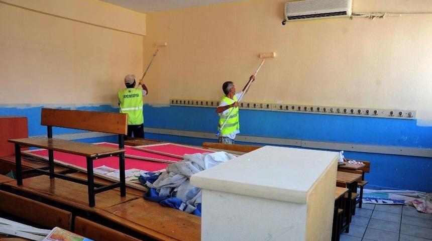 Kepez Belediyesi&rsquo;nden Okullara Destek