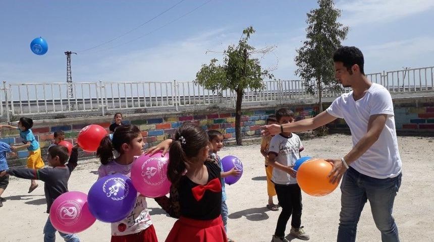 Geleceğe Işık Olmak İ&ccedil;in Yola D&uuml;şt&uuml;ler