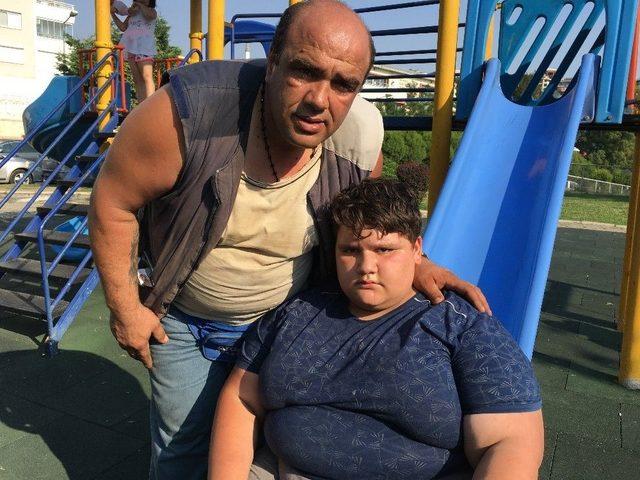 (&ouml;zel Haber) 10 Yaşında 165 Kilo Olan &Ccedil;ocuk Ameliyat Olmazsa &Ouml;lebilir 1