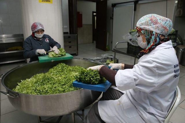 Sincan Belediyesi Ramazan Ayında Da Vatandaşın Yanında 1