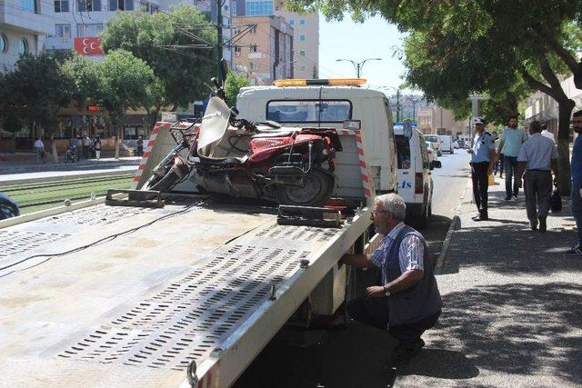 (özel Haber) Gaziantep Emniyeti Önüne Bırakılan Motosiklet Paniğe Neden Oldu