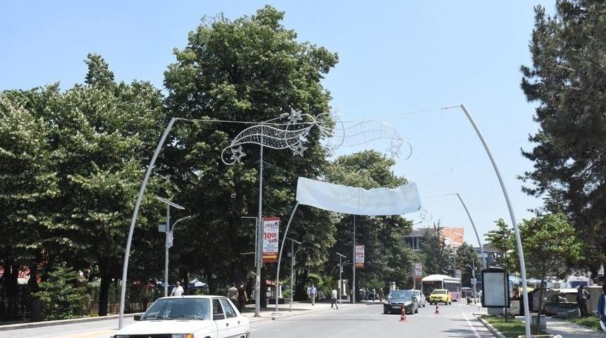 İstanbul Caddesi Işıl Işıl Olacak