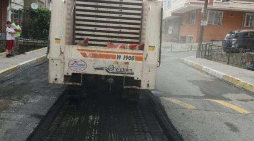 Eyüp’te Asfaltlama Çalışmaları Devam Ediyor