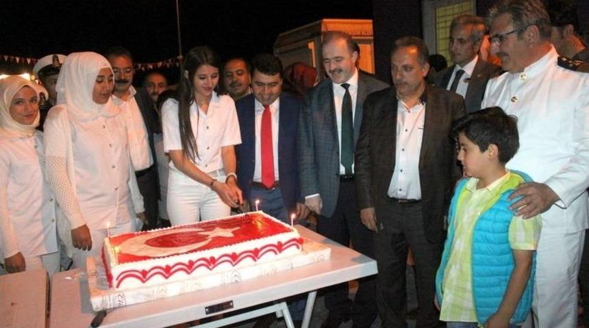 Piri Reis Denizcilik Okulu 7. Mezunlarını Verdi