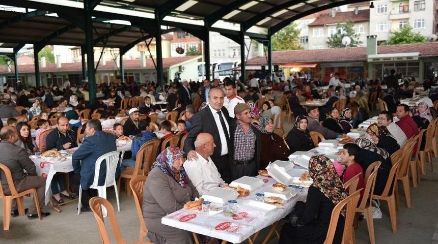 Taşk&ouml;pr&uuml;&rsquo;de Mahalle İftarları Başladı