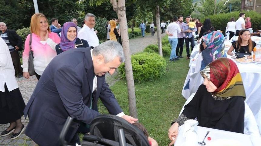 Başkan Baran Kirazlıyalı&rsquo;da İftara Katıldı