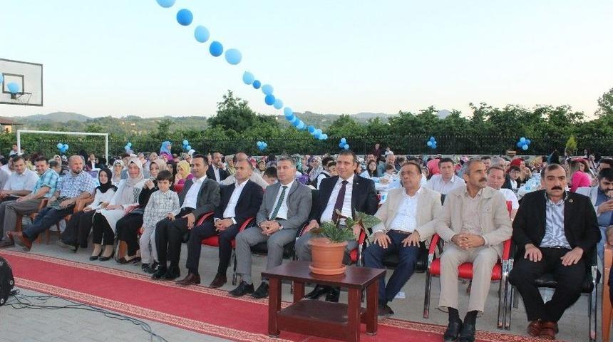 &Uuml;nye İmam Hatip Ortaokulunda Mezuniyet Heyecanı