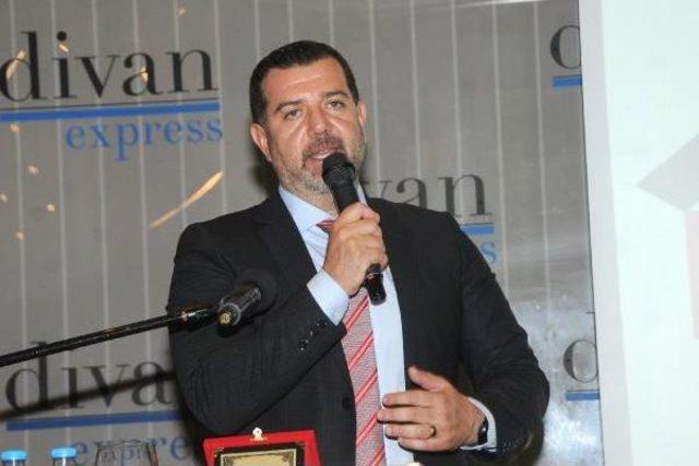 H&uuml;rriyet Emlak Genel M&uuml;d&uuml;r&uuml; &Ccedil;elik: Emlak, T&uuml;rkiye nin Lokomotif Sekt&ouml;rlerinden Biri 1