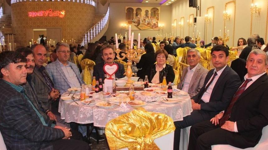 Protokol Ve İş D&uuml;nyası İftarda Biraraya Geldi