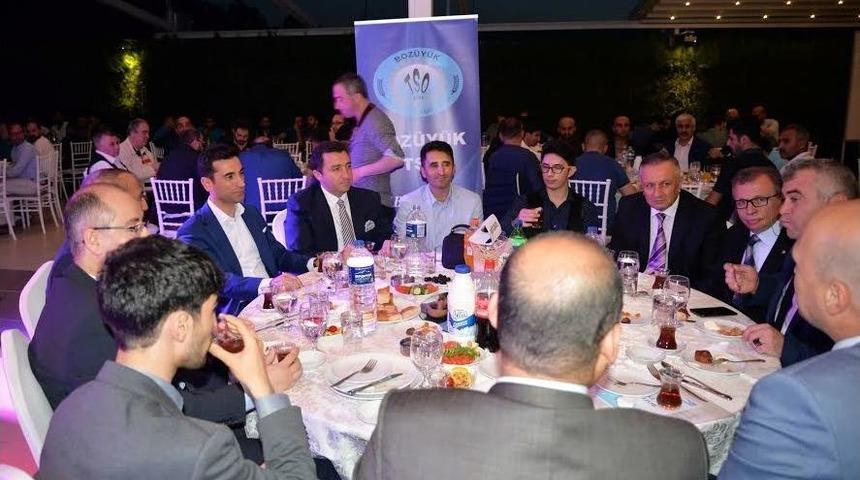 Sanayici Ve İş Adamları İftar Yemeğinde Buluştu