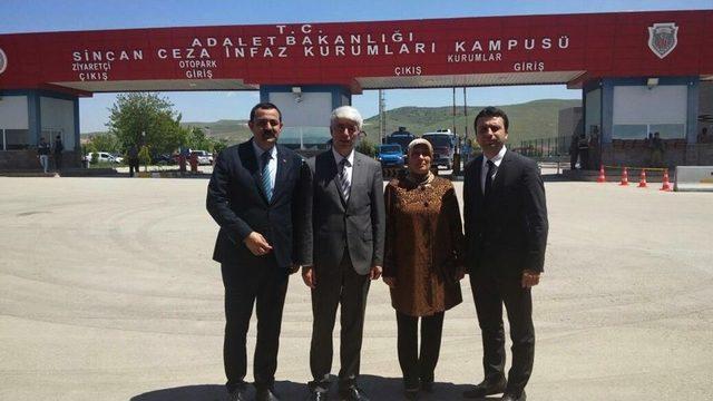 Ak Parti Antalya Teşkilatı Sincan’da Şehit Ailelerine Destek