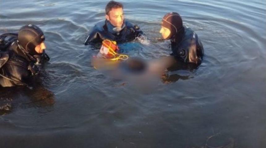 İki &Ccedil;ocuk Boğulma Tehlikesi Ge&ccedil;iren Arkadaşlarını Kurtarmak İsterken &Ouml;ld&uuml;