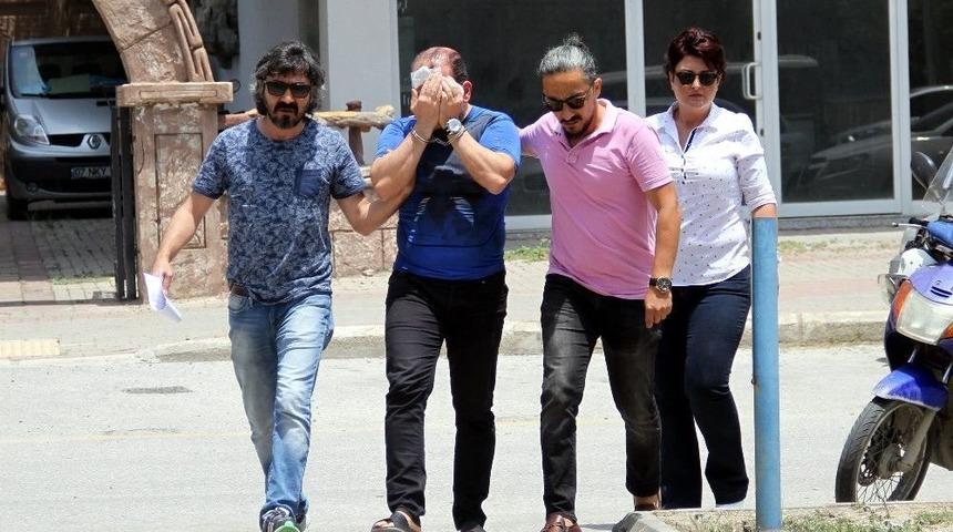 Otel İşletmecisini Bı&ccedil;aklayarak &Ouml;ld&uuml;ren Cinayet Ş&uuml;phelisi Yakalandı