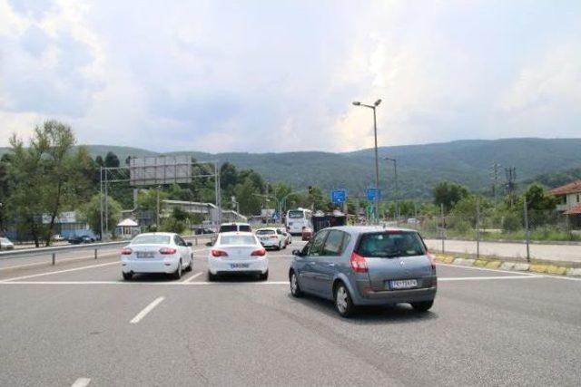 Bolu Dağı'nda Tem'in Ankara Yönü Ulaşıma Kapatıldı