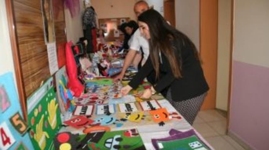 &Ccedil;ocuk Gelişimi &Ouml;ğrencilerinden Yıl Sonu Sergisi