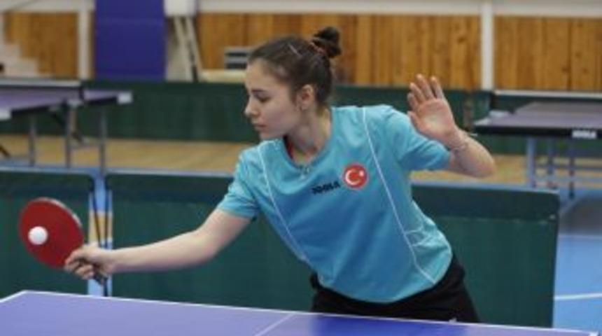 Masa Tenisinde Milliler, Yarı Finalde