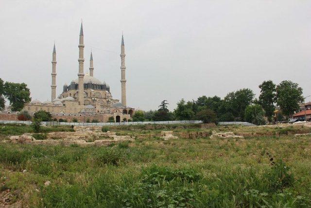 Selimiye&rsquo;ye "titreşim" &Ouml;nlemi 1