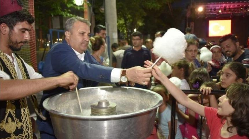 Yunusemre&rsquo;de Ramazan Etkinliklerine Yoğun İlgi