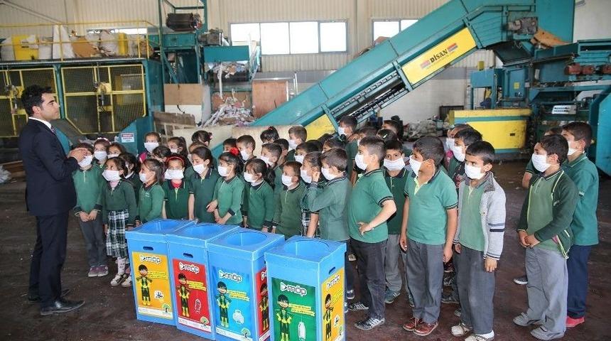 Şehitkamillli &Ouml;ğrencilerden &Ouml;rnek Davranış