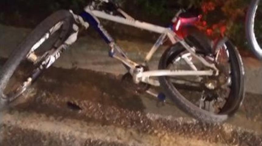 Bisiklet S&uuml;r&uuml;c&uuml;s&uuml;ne Ara&ccedil; &Ccedil;arptı