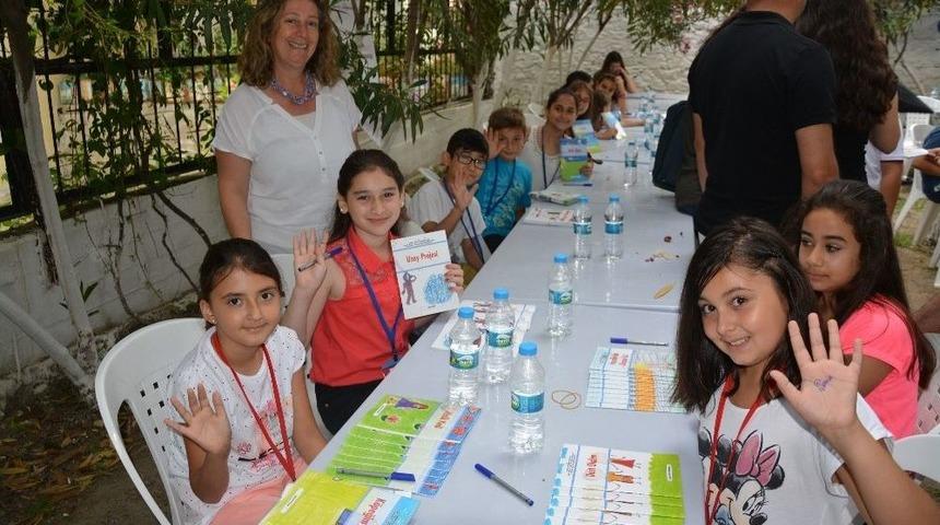 S&ouml;ke&rsquo;de 90 &Ccedil;ocuk Yazarın &Ouml;yk&uuml;leri Kitaplaştı