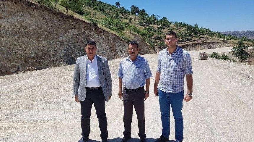 Köylerde Yol Çalışması Sürüyor