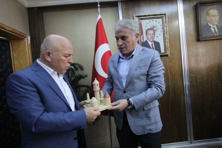 Mehmet Sekmen’den Başkan Memiş’e Ziyaret G3