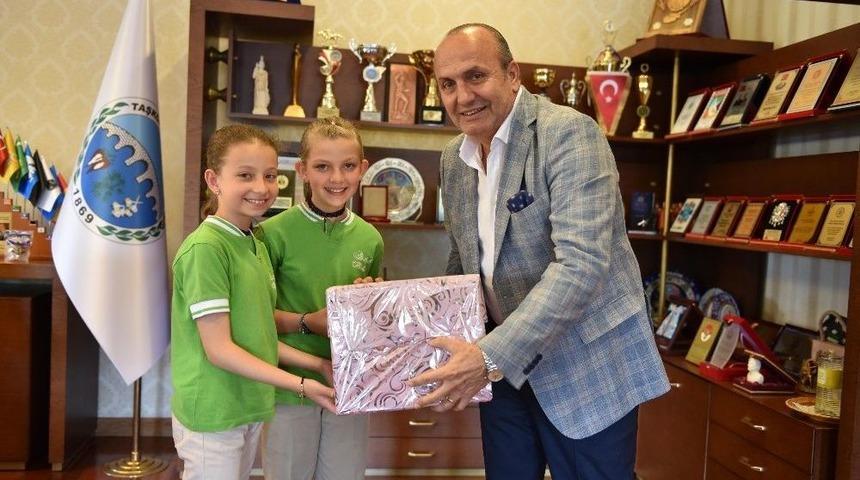 Atık Pil Toplama Kampanyasında Dereceye Giren Okulları &Ouml;d&uuml;llendirdi