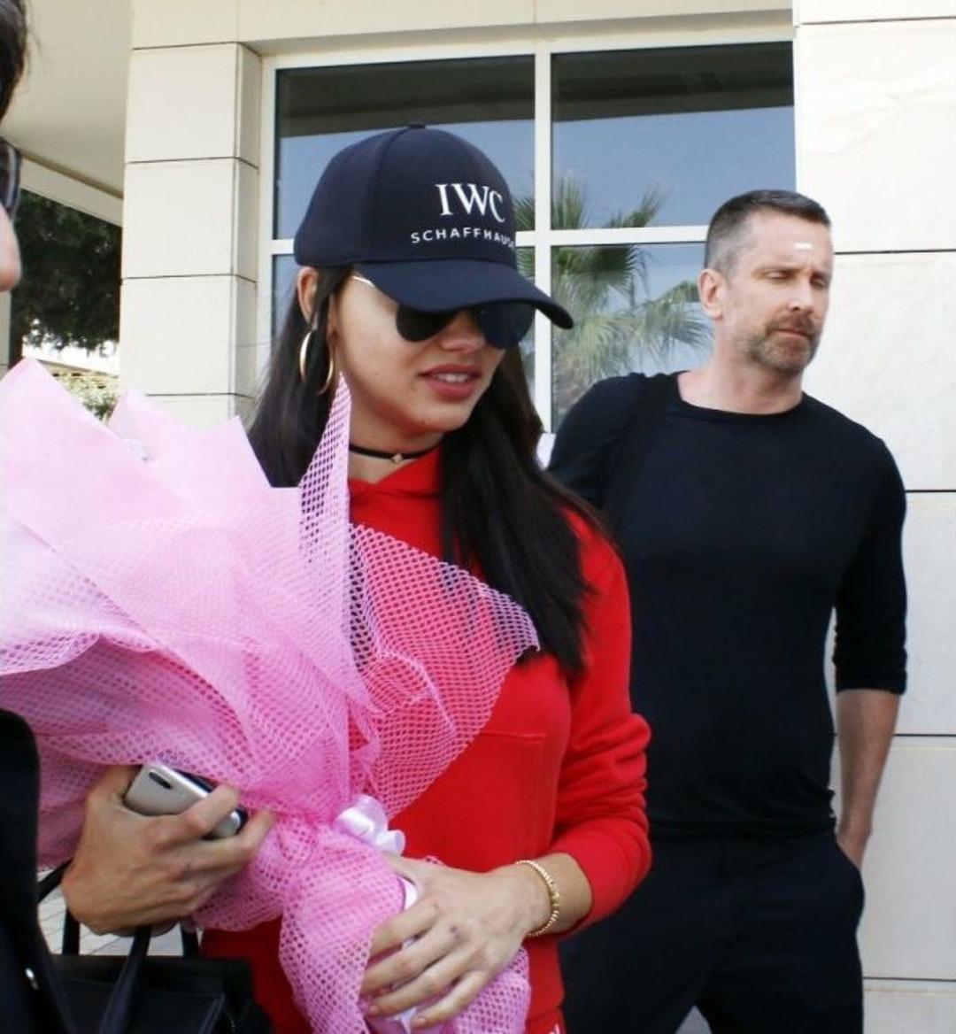 Adriana Lima Antalya&rsquo;ya Geldi