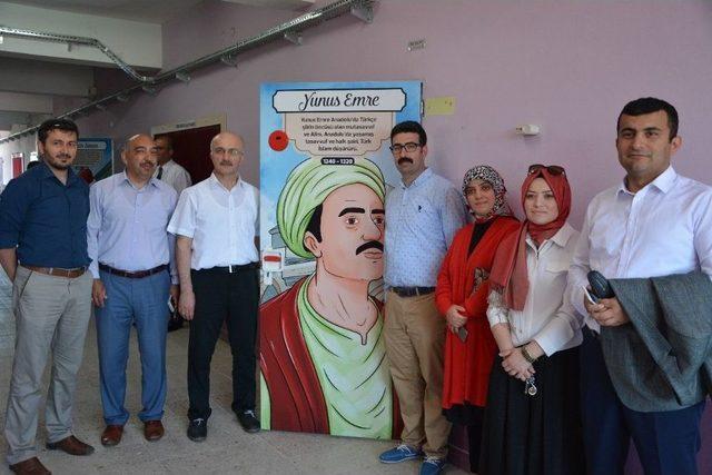 Okulda Yıl Sonu Görsel Sanatlar Sergisi 2