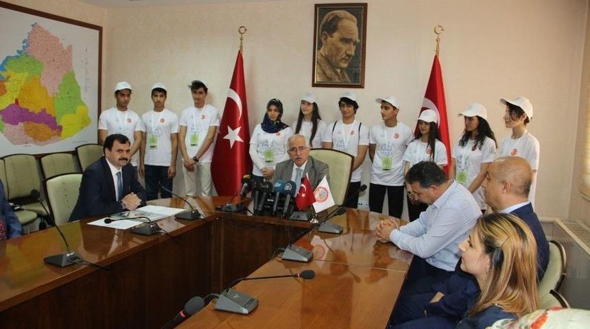 G&ouml;n&uuml;ll&uuml; Turizm El&ccedil;ileri Basına Tanıtıldı