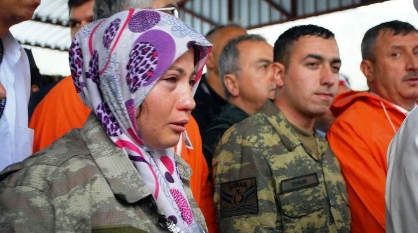 Burdur Şehidi, Yağmur Altında G&ouml;zyaşlarıyla Uğurlandı