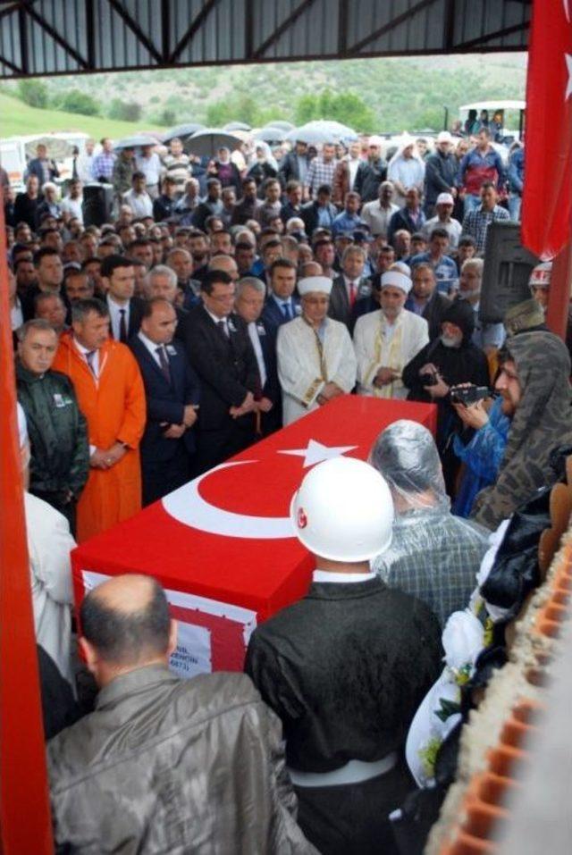 Burdur Şehidi, Yağmur Altında Gözyaşlarıyla Uğurlandı