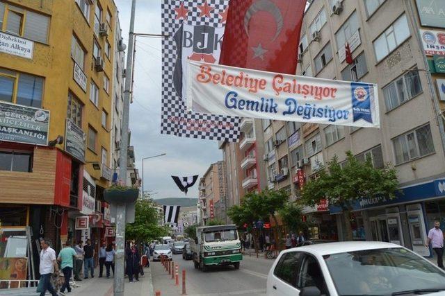 Bursa’da Beşiktaş Bayrağı Krizi