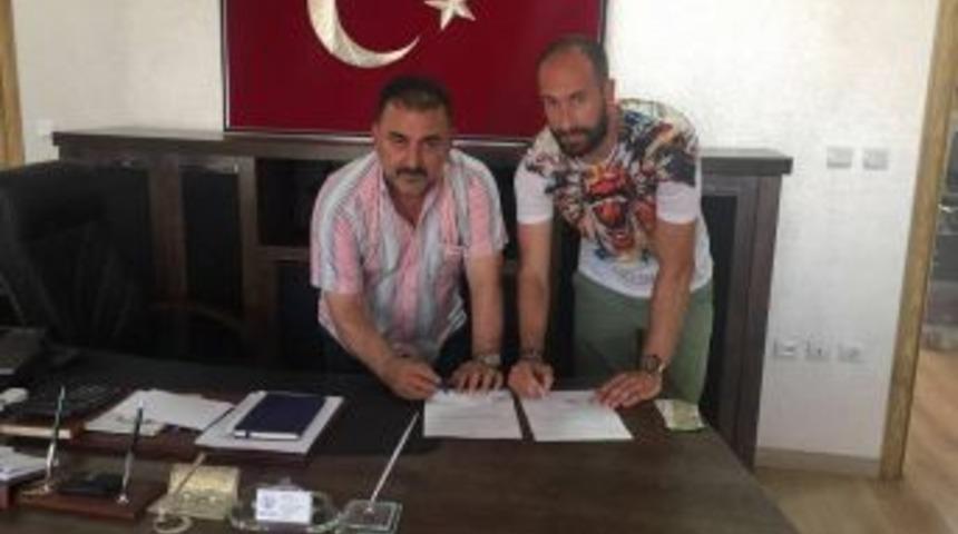 Okan Karabulut Karacabey Birlikspor&rsquo;da