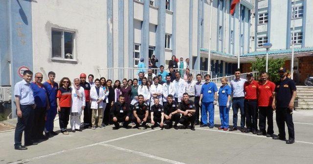 G&ouml;rele Devlet Hastanesinde Yangın Tatbikatı Yapıldı 1