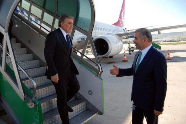 Abdullah Gül, Babasının Mezarı Başında Yasin Okudu