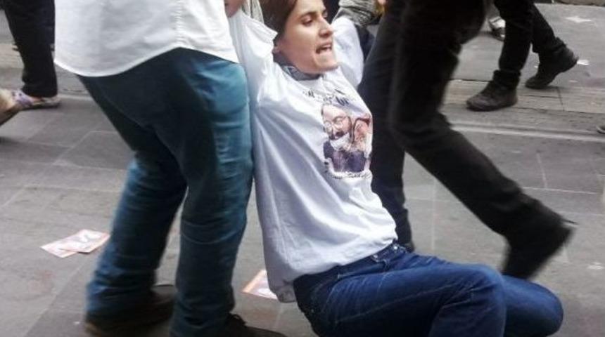 Ankara&rsquo;daki İzinsiz Eyleme Polis M&uuml;dahalesi