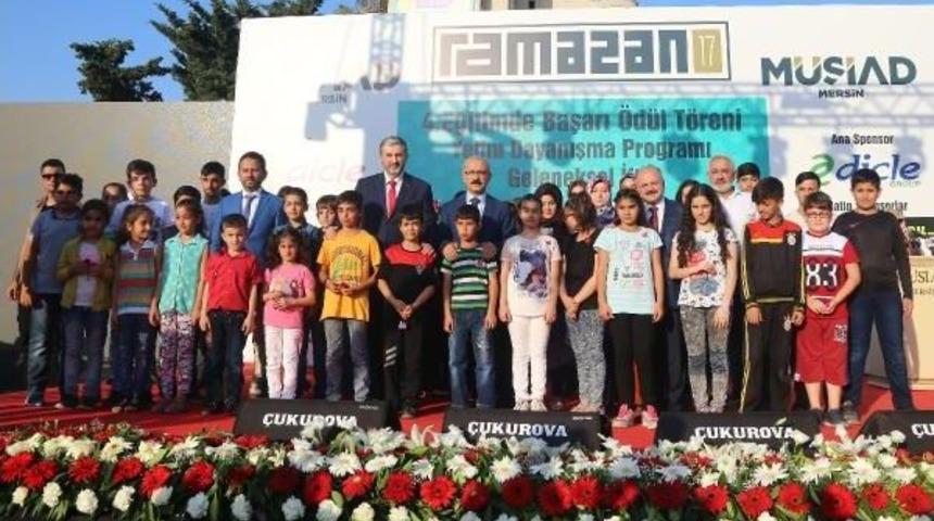 Bakan Elvan: T&uuml;rkiye 2017 Yılında Y&uuml;zde 4.4'&uuml;n &Uuml;zerinde B&uuml;y&uuml;yecek