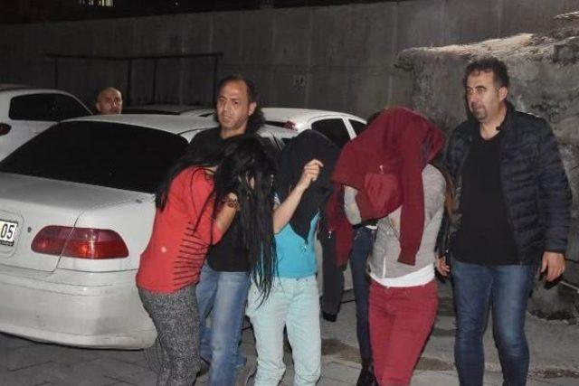 Konya da Fuhuş Operasyonu: 10 G&ouml;zaltı 2